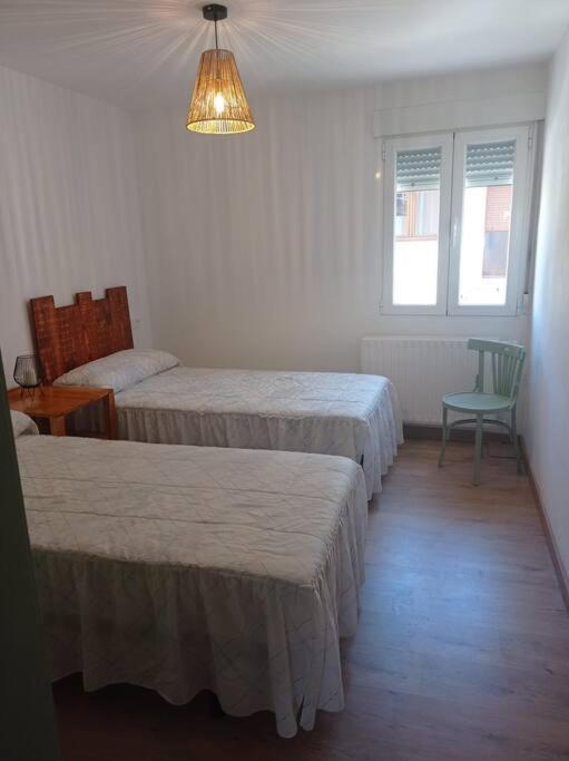 Agradable Casa Antigua Reformada Con Patio Holiday home